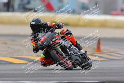 media/Jan-15-2023-SoCal Trackdays (Sun) [[c1237a034a]]/Turn 2 Set 2 (1155am)/